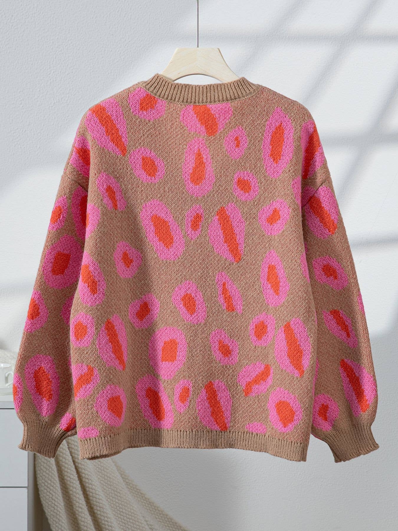 V-Neck Leopard Boxy Sweater