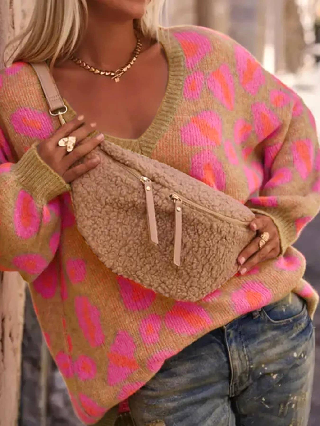 V-Neck Leopard Boxy Sweater
